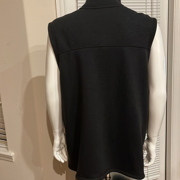 The North Face Gordon Lyons Black Classic Vest - Picture 7 of 8